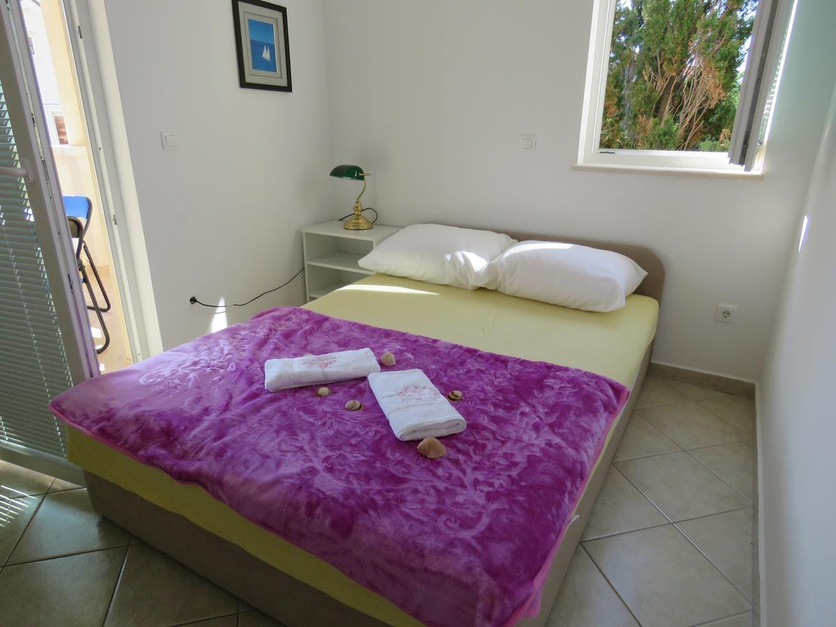Rosetta Apartment *